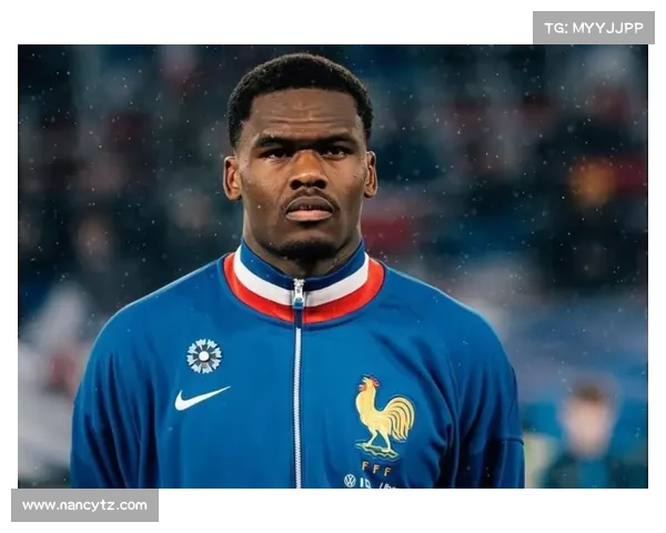 罗马诺：国米未与巴萨及特尔施特根就转会事宜进行谈判