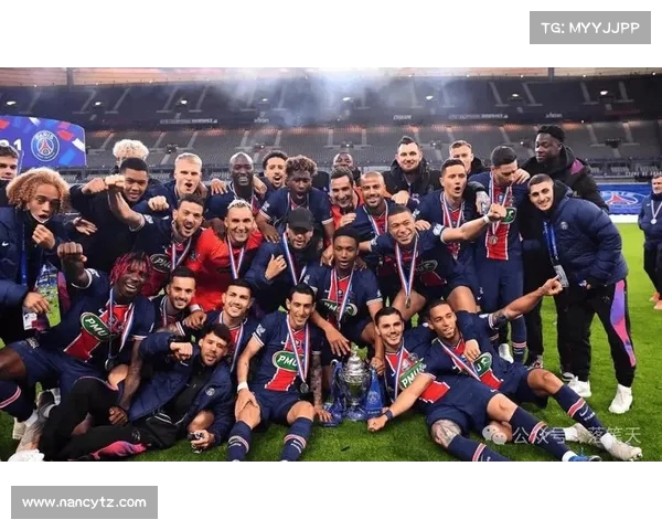 法甲球队新赛季阵容分析:巴黎圣日耳曼与里昂的强势崛起与挑战 法甲球队新赛季阵容分析:巴黎圣日耳曼与里昂的强势崛起与挑战
